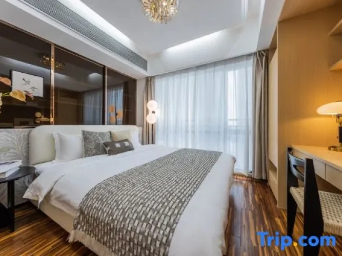 3 Bedrooms Family Suite with view