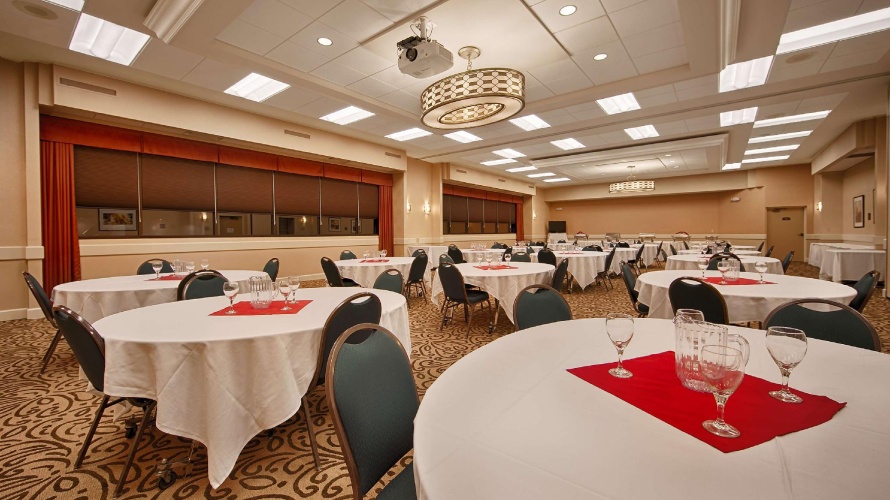 Best Western Plus InnTowner Madison photo 39