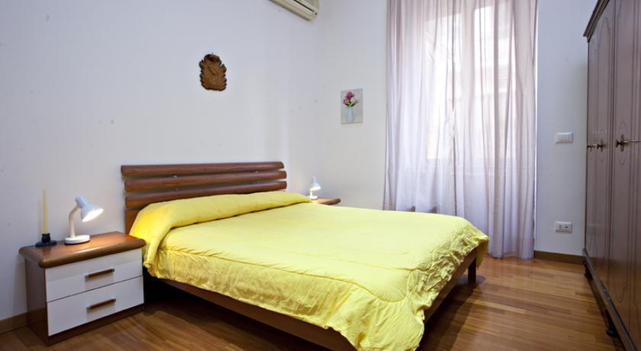 Santacroce Halldis Apartment