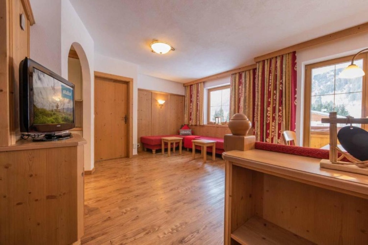 2 Bedrooms Apartment with balcony