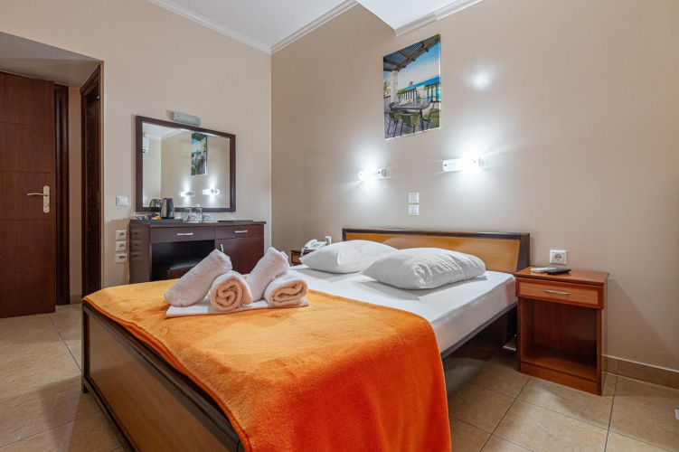 Faros 1 Hotel