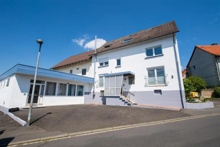 2 Bedrooms Bungalow