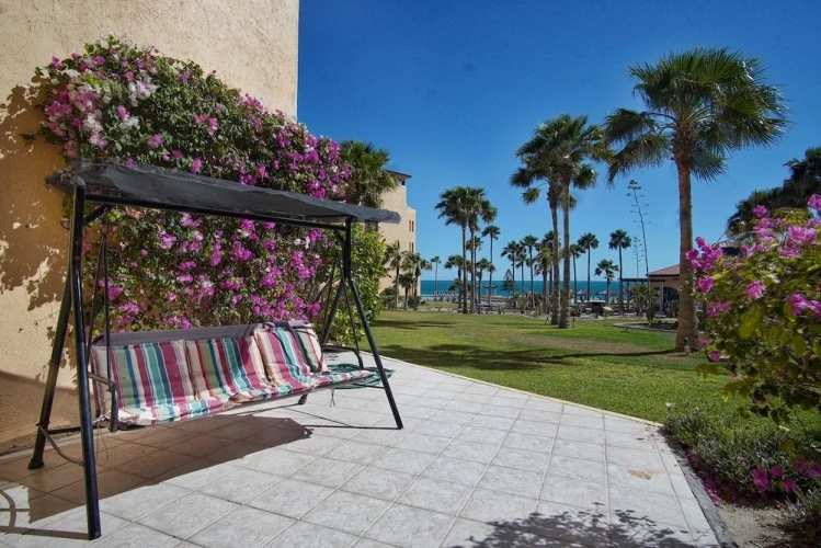 1 Bedroom Standard Basement room with ocean view