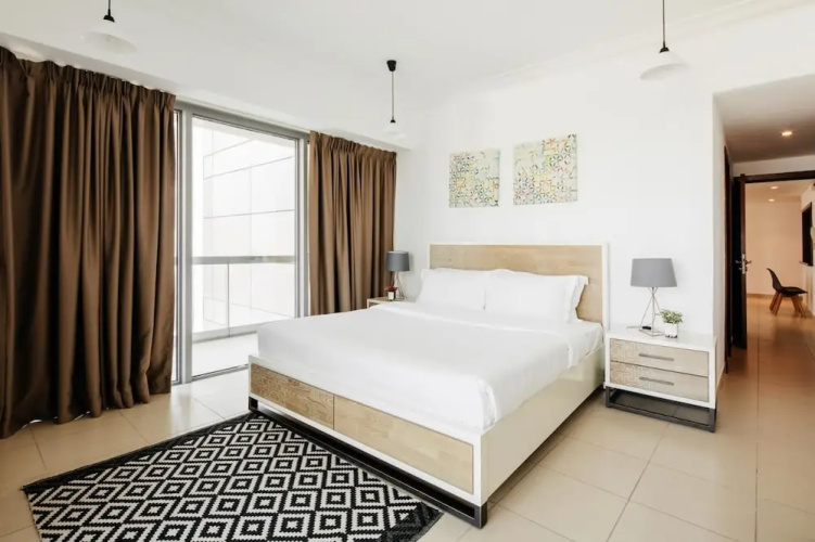 Fantastay Downtown Blvd 8