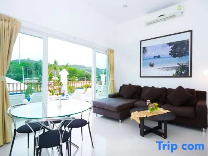 2 Bedrooms Apartment with view