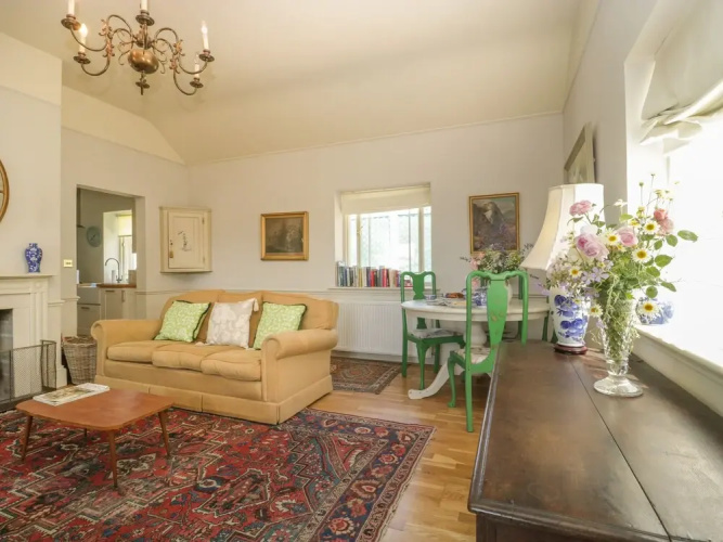 Mappowder Cottage