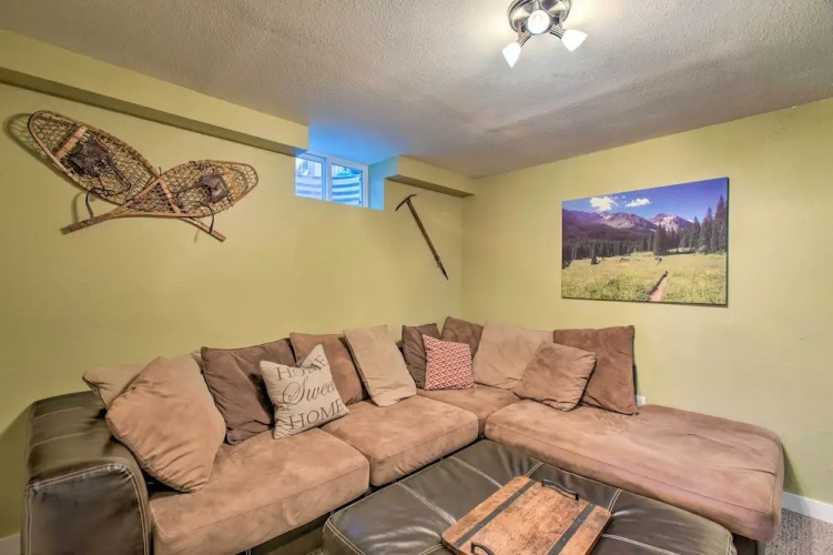 Patio, Grill & Yard: Cozy Denver Abode!