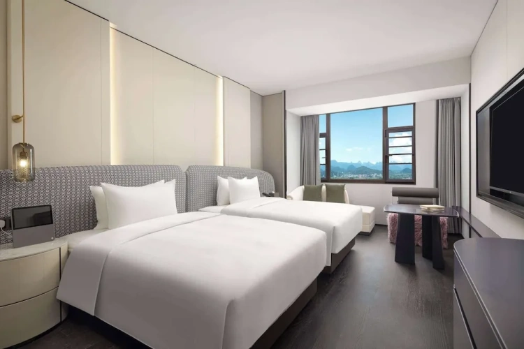 Twin Family Suite