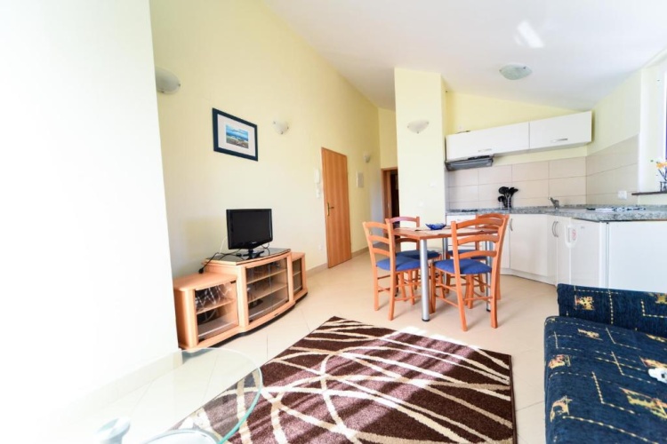 1 Bedroom Apartment with balcony