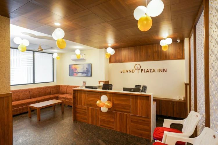 Grand Plaza Inn