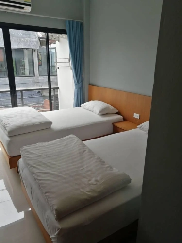 Deluxe Twin room with balcony