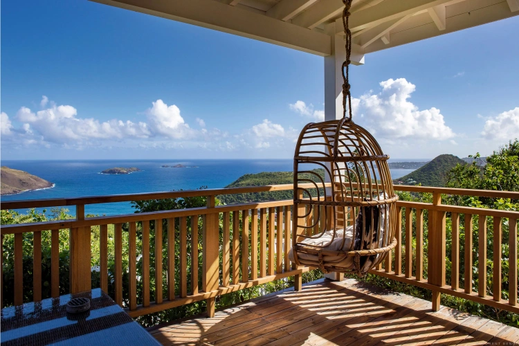Bungalow with sea view