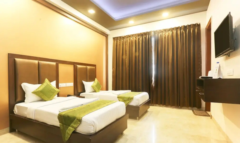 Treebo Hotel WOW