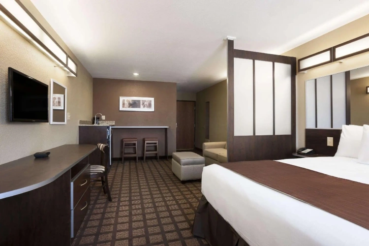 Double Suite