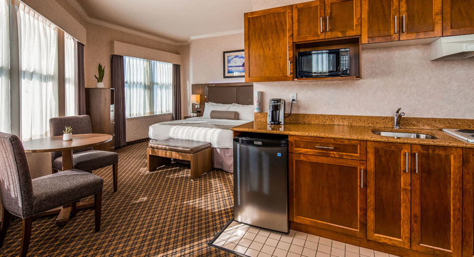 Best Western Plus Carlton Plaza Hotel photo 32