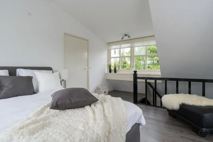 Idyllic Sloten apartment