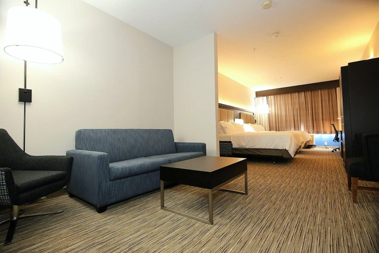 Quadruple Suite