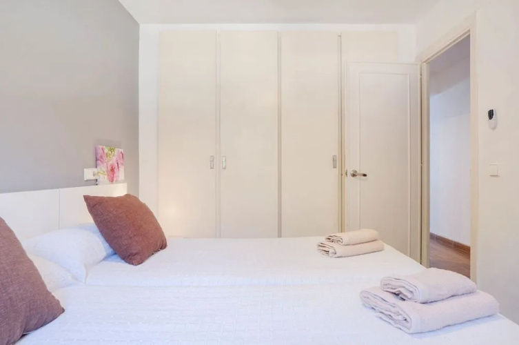 Eden Roc BeachFront Apartments
