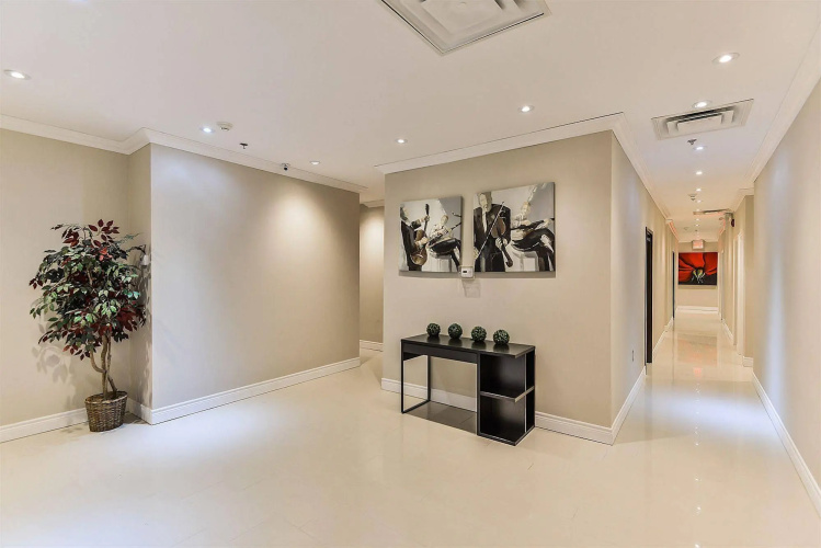 Nu Hotel Toronto photo 12