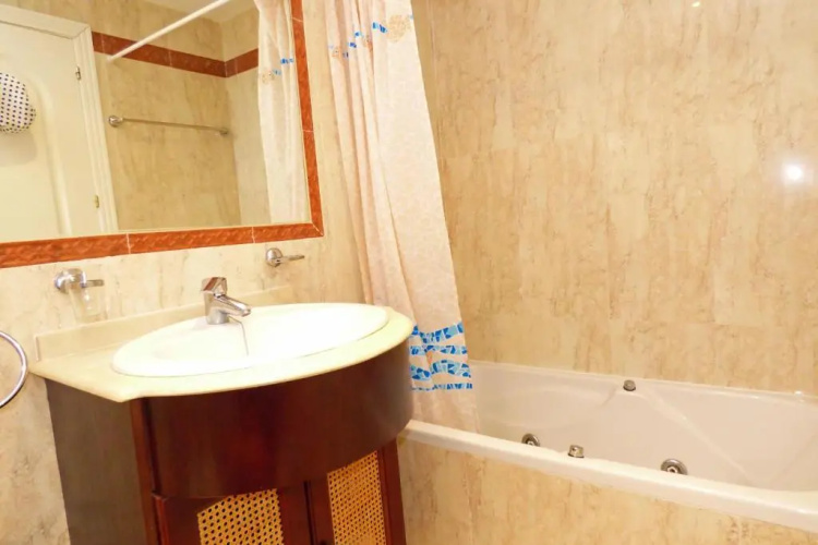Garden Apartment in Elviria