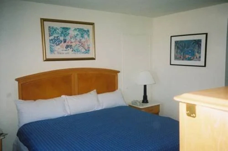 Beach Plaza Hotel