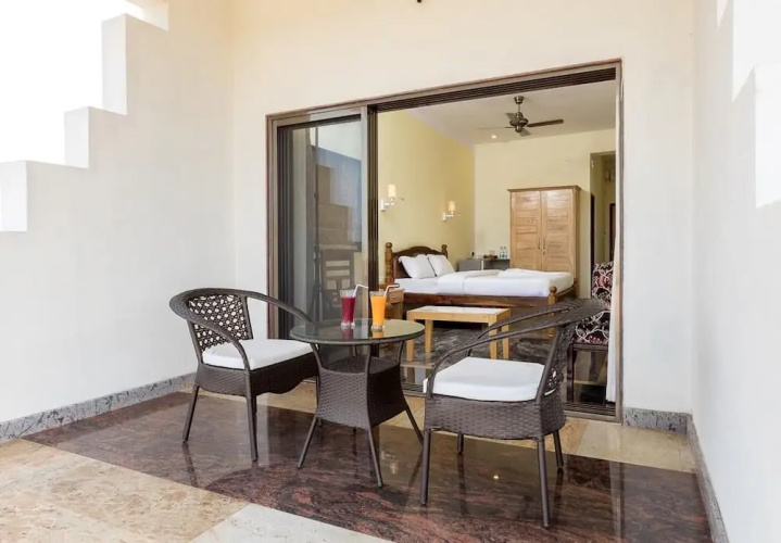 Aarya Boulevard