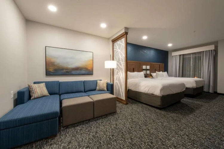 Executive Quadruple Suite