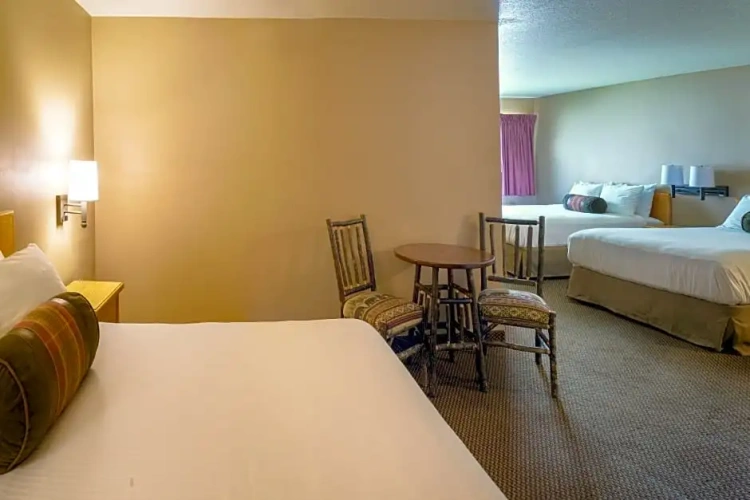 Standard Sextuple room