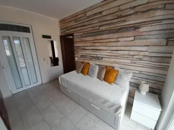 Dinda Apartman