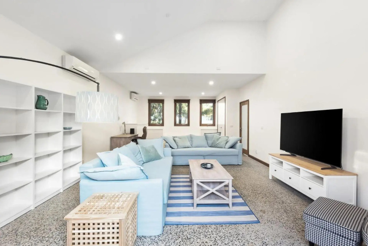 Kingfisher Beach House