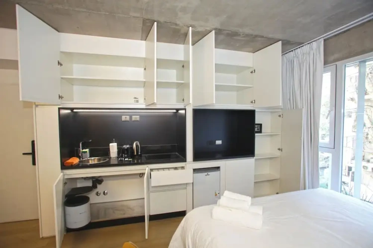 Economy Studio