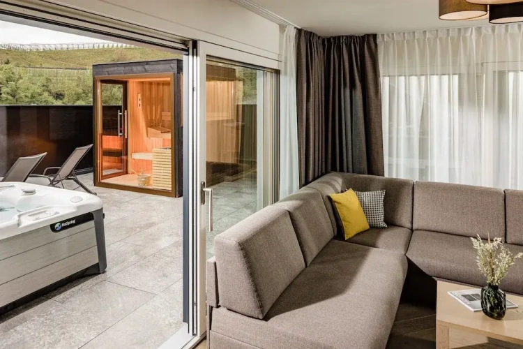 Royal Apartment