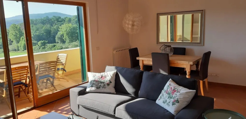 Sleeps 6 - Private Pool - Remote Countryside Villa