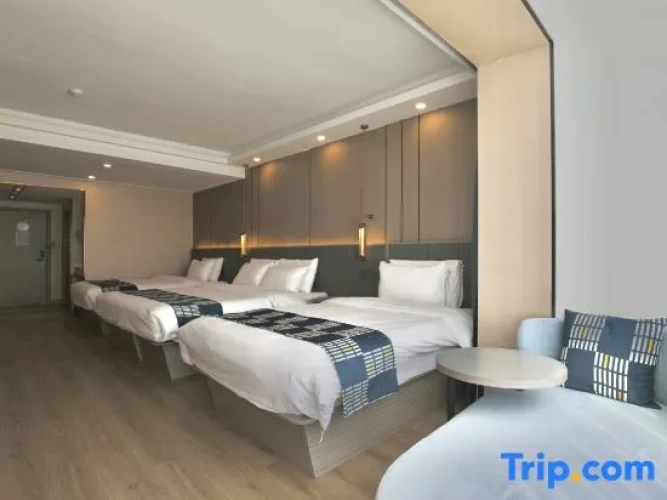 Standard Double room with view