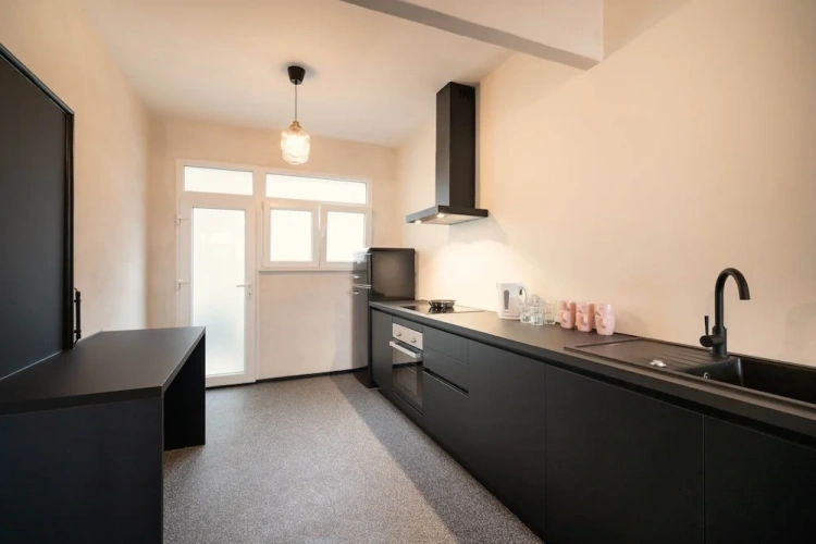 3 Bedrooms Deluxe Apartment