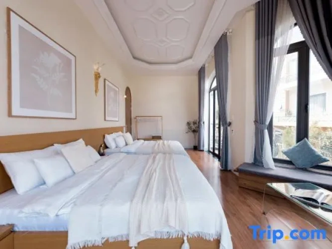 Family Suite with balcony