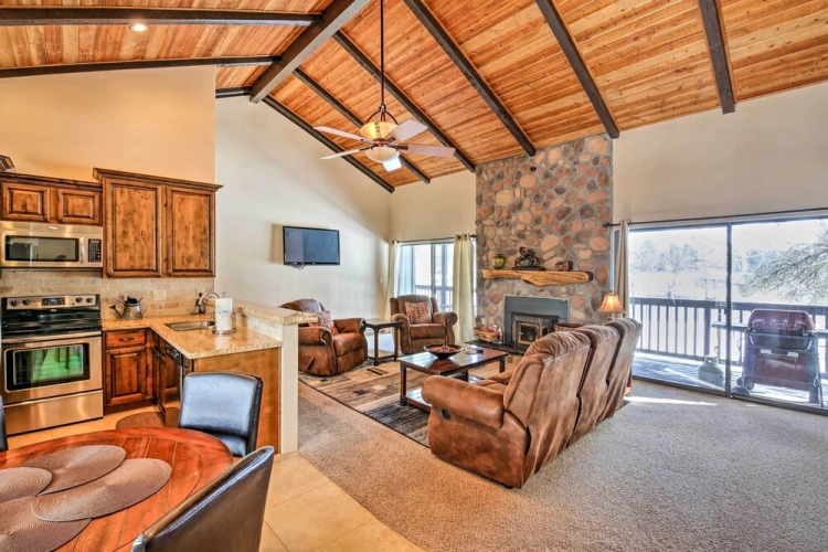 2 Bedrooms Apartment with balcony