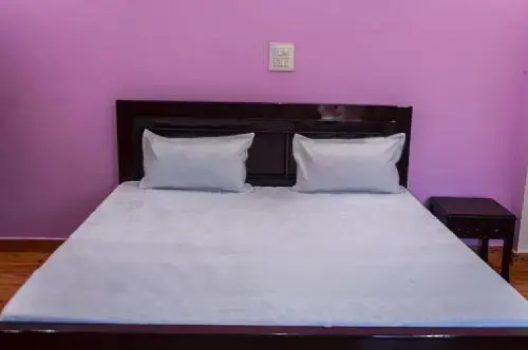 Hotel Hilly Resort