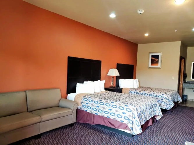 Quadruple Suite