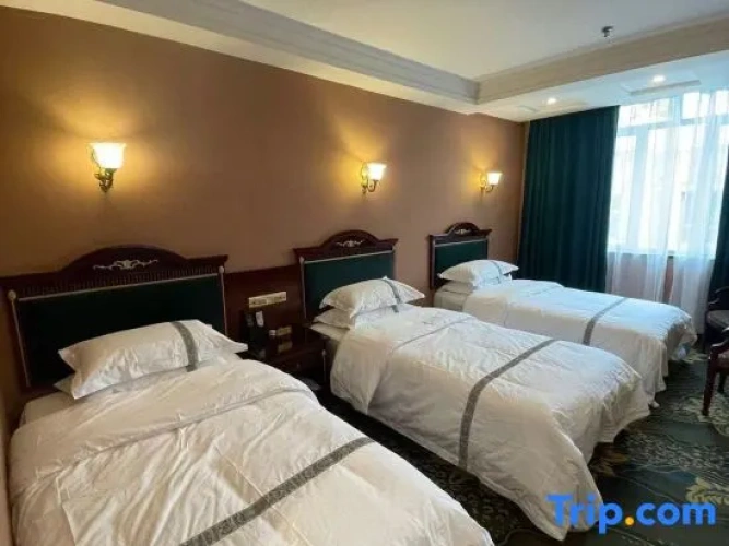 Deluxe Triple room