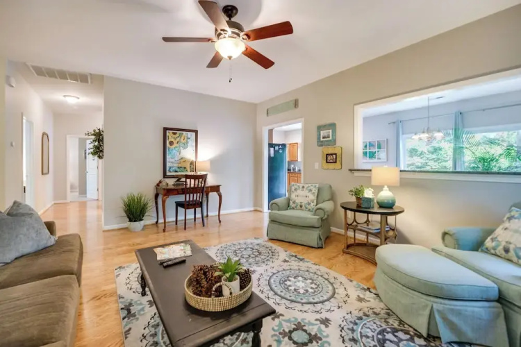 Charming Wilmington Home w/ Patio ~ 7 Mi to Beach!