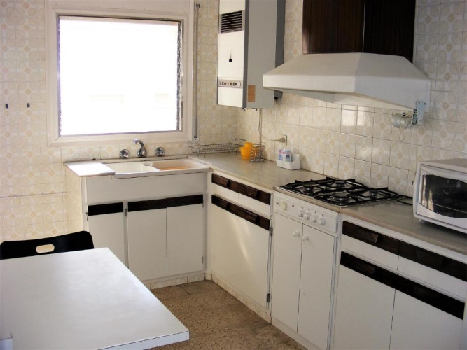 3 Bedrooms Apartment