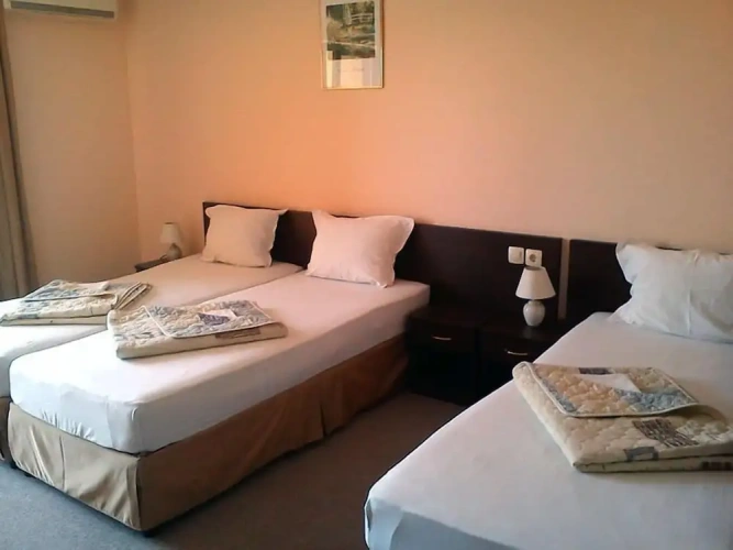Standard Triple room with balcony