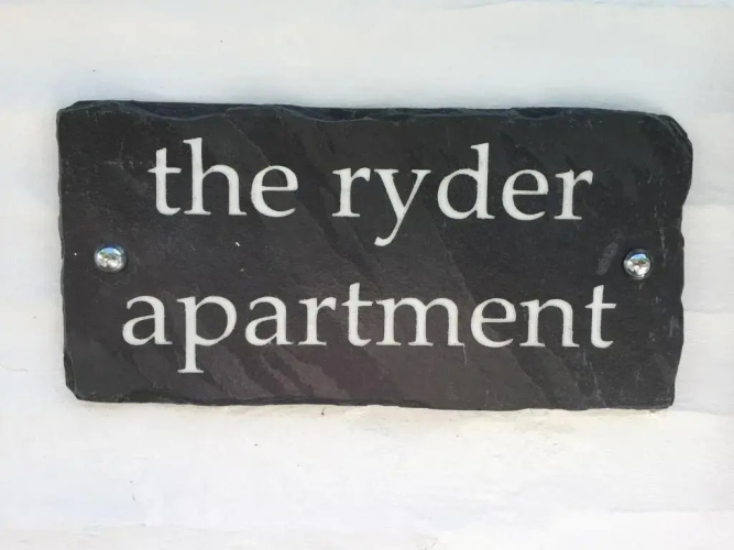 The Cottles B&B/Holiday Apartments