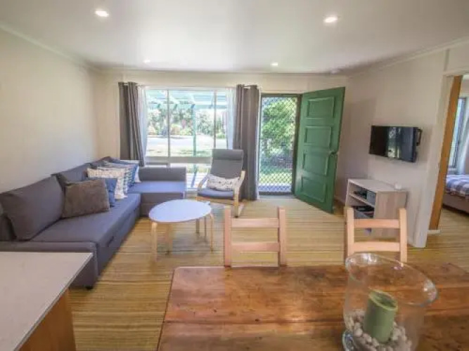 17 Broadbeach Drive - Free WiFi!