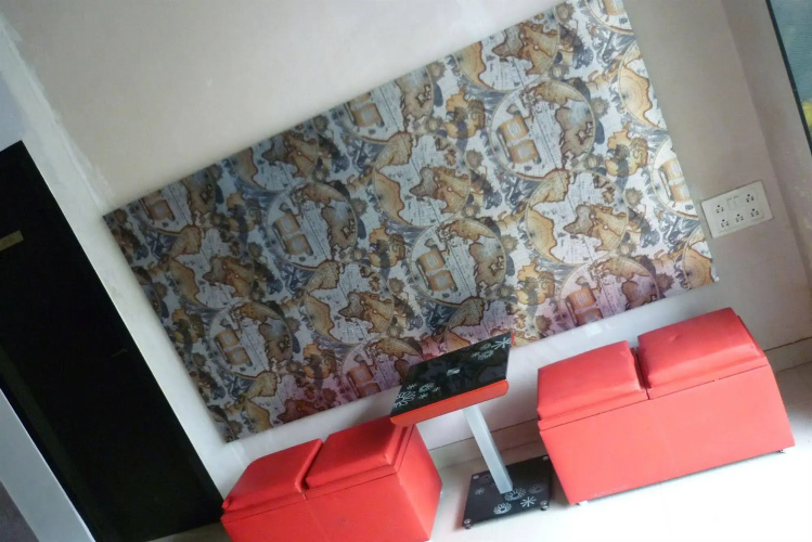 iHOTEL