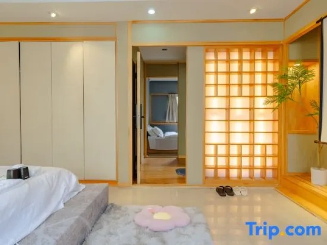 Quadruple Suite