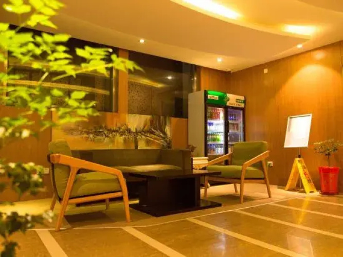 Xiangru Chain Hotel (Shanghai Caogen