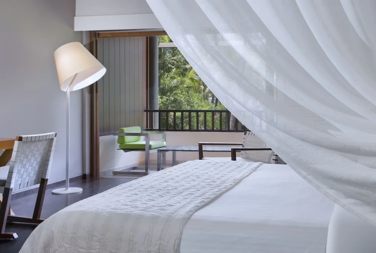 Standard Double room with balcony and with garden view