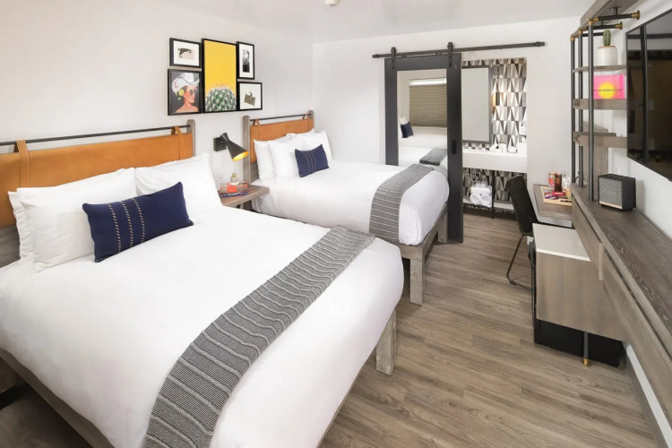 voco The Tuxon by IHG